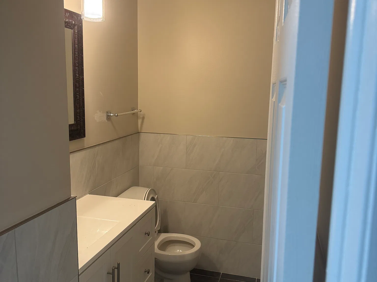 3 bed, 1.5 bath, 1500 sqft, $2,200 — Photo 2