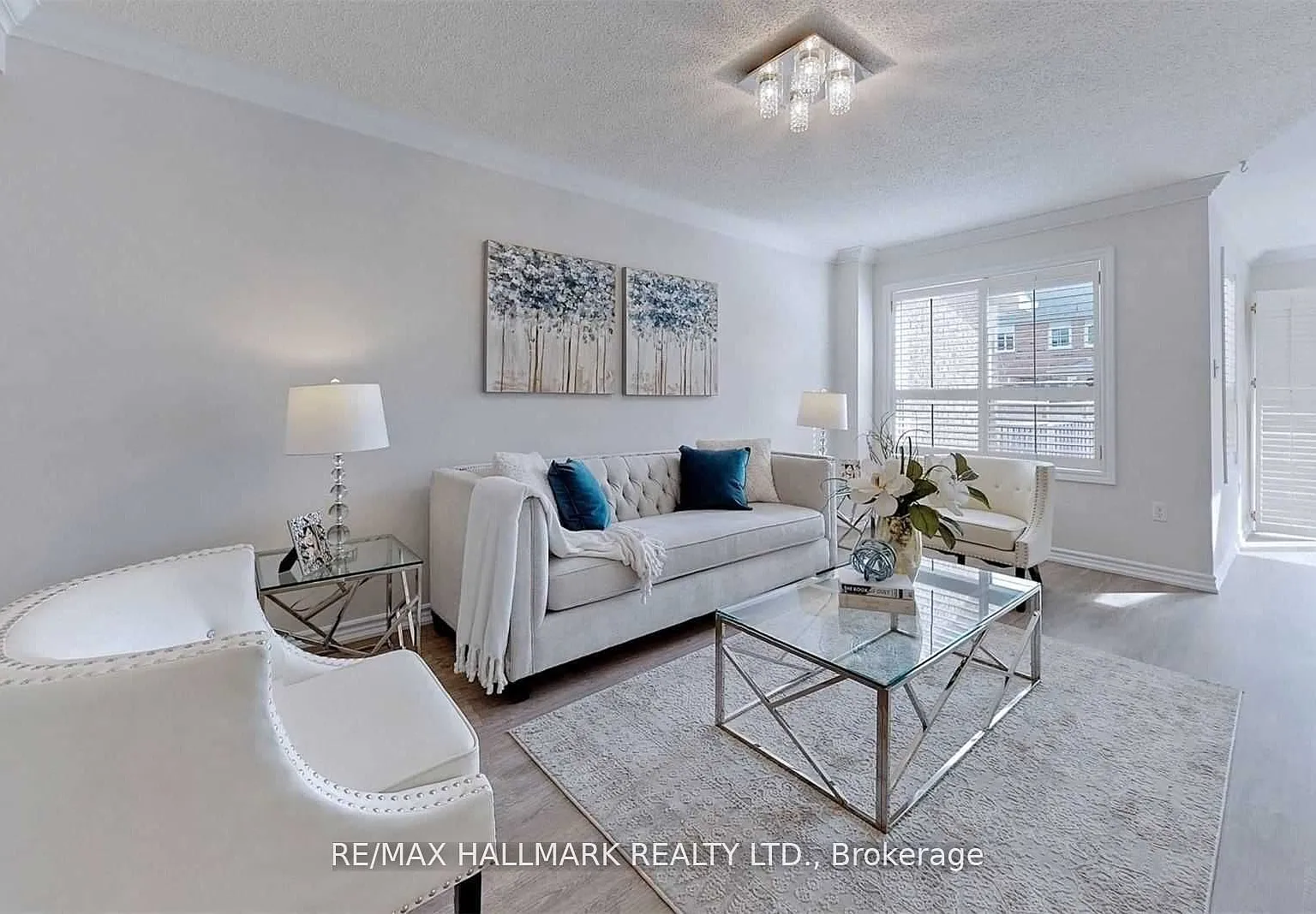 3 bed, $3,530 — Photo 4