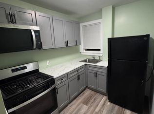 179 Raymond St #1, Fall River, MA 02723