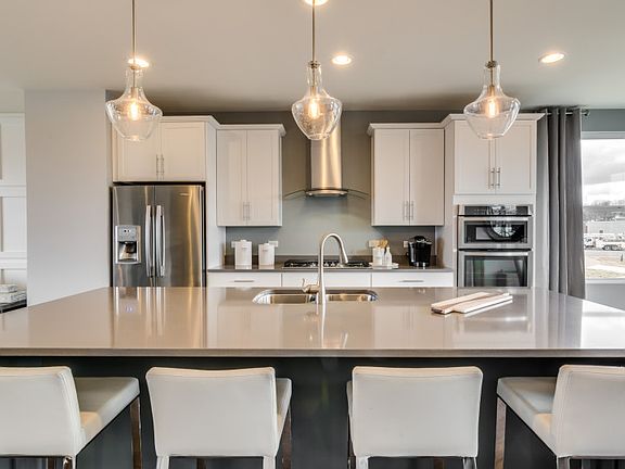 3rd image of 3553 Mulligan Dr