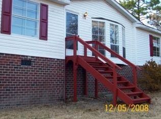 385 Willette Ln, Cameron, NC 28326