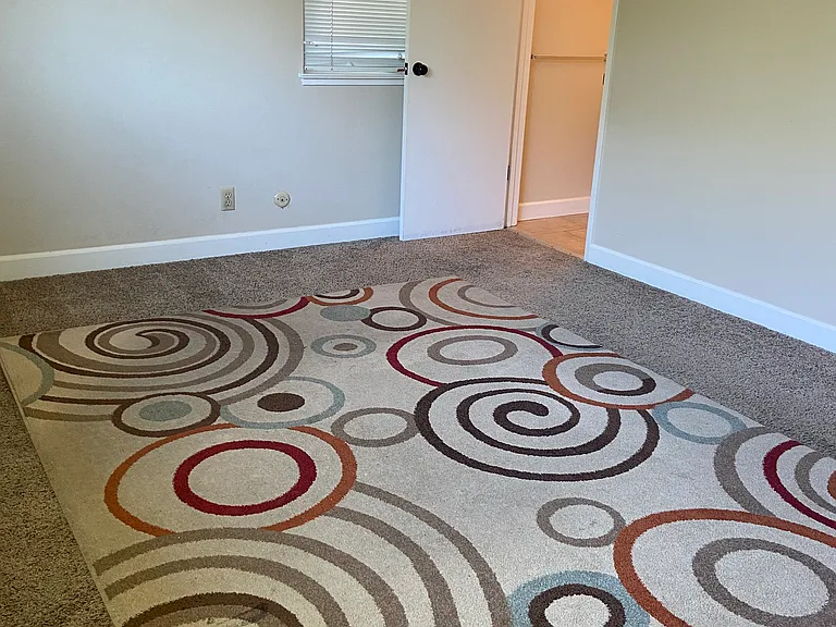 1125 Capuchino Ave #6 — Photo 4