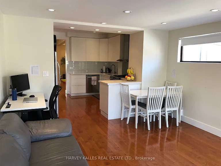 148 Roslin Ave — Photo 7