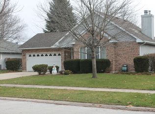 1017 Cypress Dr, Aurora, IL 60506