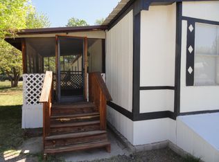 468 Diana Dr, Los Lunas, NM 87031