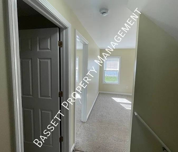 40 Chestnut St #2 — Photo 7