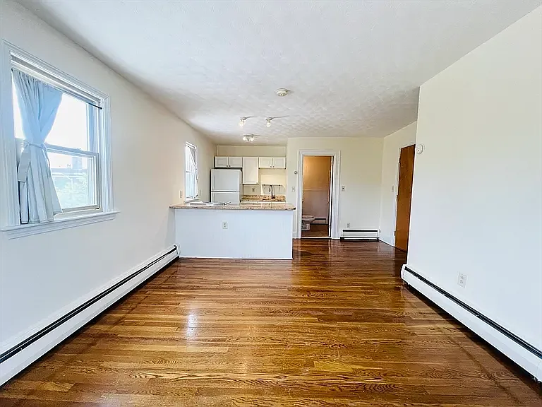 189 Concord Ave #3 — Photo 7