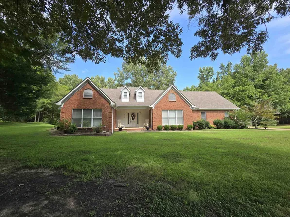 170 Casey Dr, Rossville, TN 38066