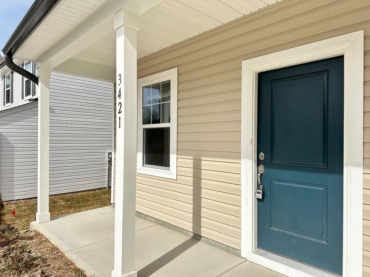 3 bed, 2083 sqft, $2,150 — Photo 4