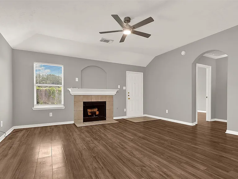 21630 Trilby Way — Photo 10