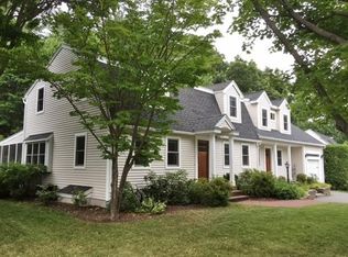 17 Wedgewood Ln, Leominster, MA 01453