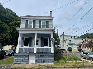 14 N Line St, Girardville, PA 17935