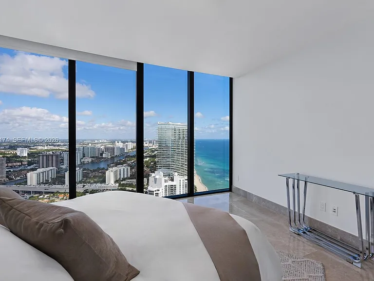 18555 Collins Ave #5105 — Photo 23