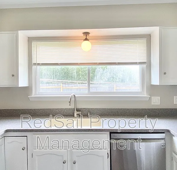 2 Still Harbor Ct — Photo 14