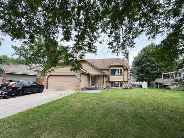 3814 97th Ln NE, Blaine, MN 55014