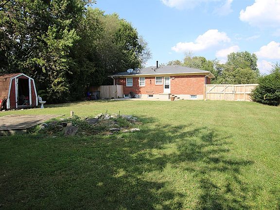 2nd image of 624 Burbank Ct