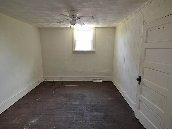 2nd image of 2106 Hanover Ave NW