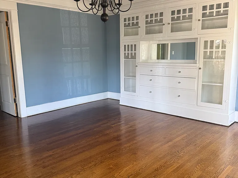 2983 Margaret Dr — Photo 6
