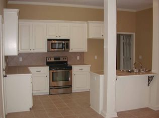 114 Stapleton Dr, Canton, MS 39046