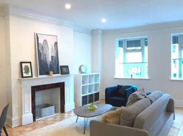 172 Newbury St #2, Boston, MA 02116