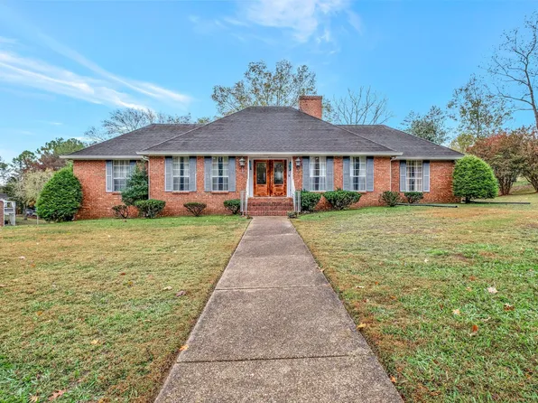 640 Ridgeway Dr, Carthage, TN 37030