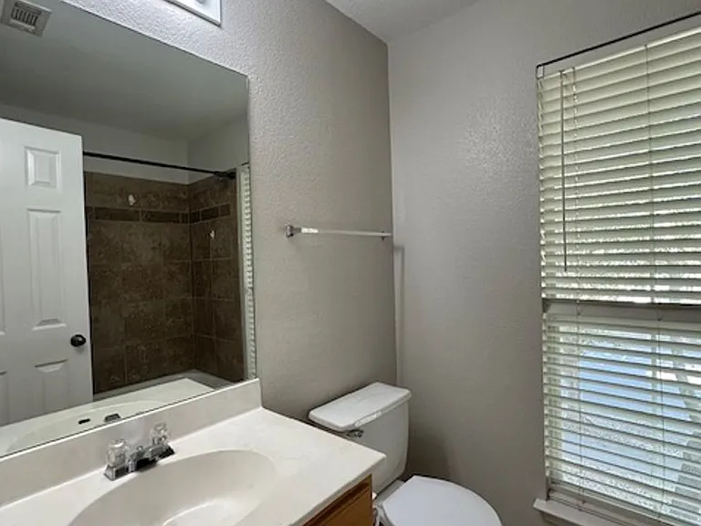 5157 Hartson — Photo 24