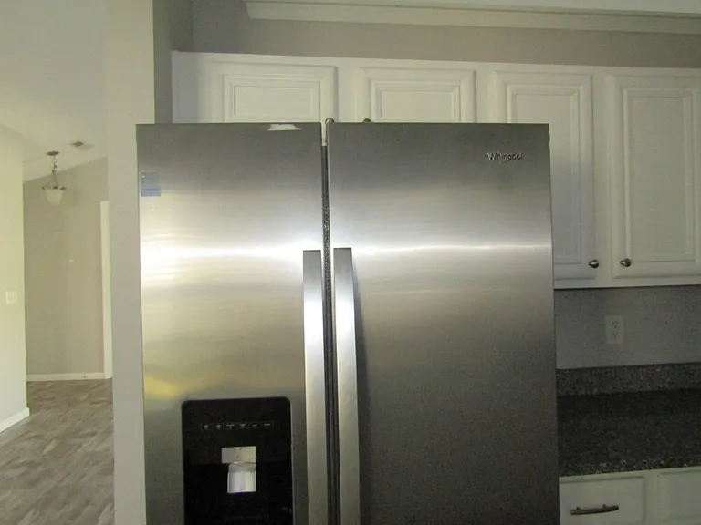 151 Heath Dr — Photo 5