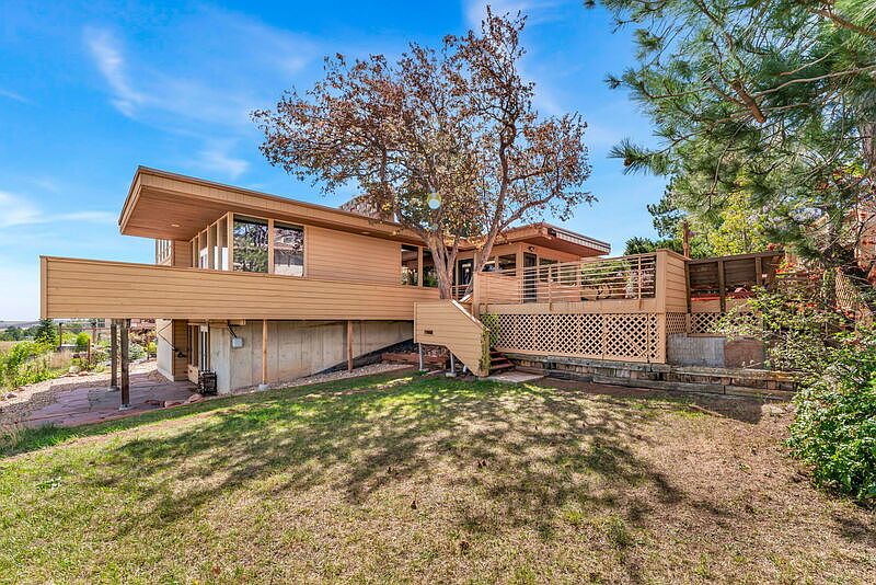 1st image of 3155 Lafayette Dr