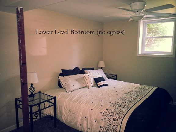 Lower Level Bedroom/Office