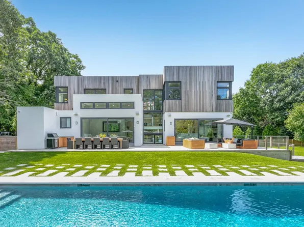 164 Cedar St, East Hampton, NY 11937