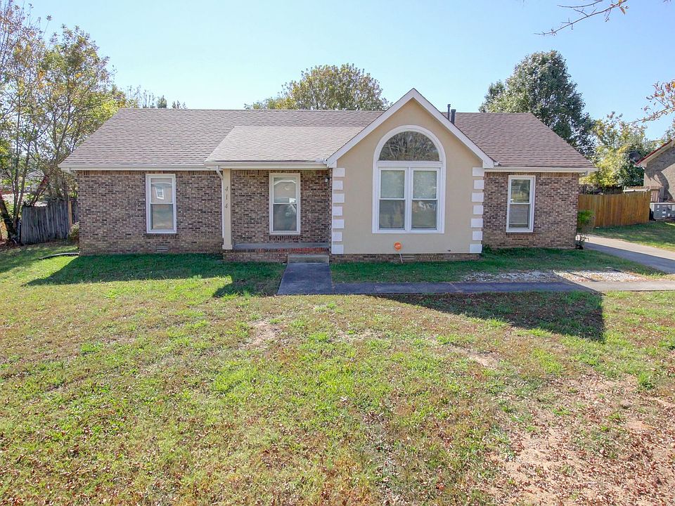 1st image of 414 Manorstone Ln