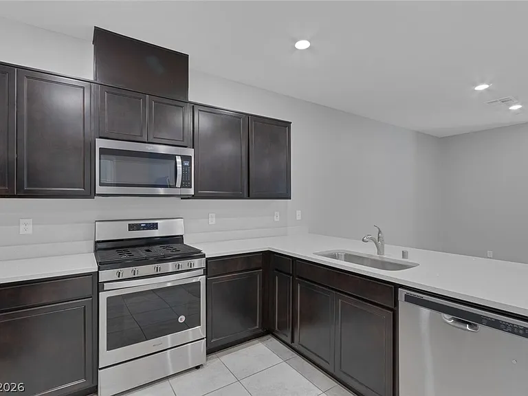 2854 Starling Summit St — Photo 18