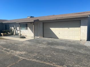 13537 Niabi Rd, Apple Valley, CA 92308