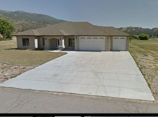 21533 Golden Hills Blvd APT H, Tehachapi, CA 93561