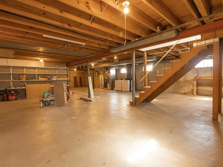 356 W Loretta Ave — Photo 27