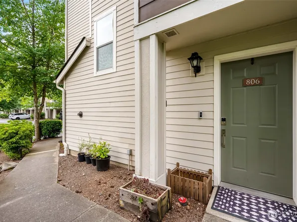 3116 164th Street SW #806, Lynnwood, WA 98087