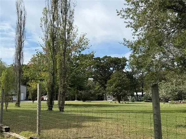 9065 Pine Grove Rd, Gentry, AR 72734