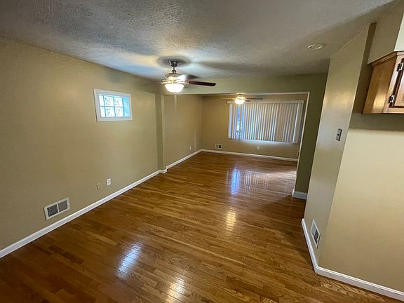 3rd image of 205 Federal Ct