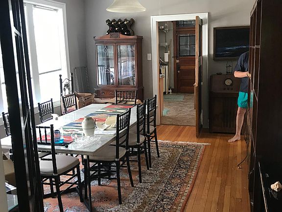 3rd image of 2110 W Arthur Ave #2