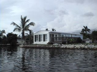 2678 Coco Plum Dr, Matlacha, FL 33993