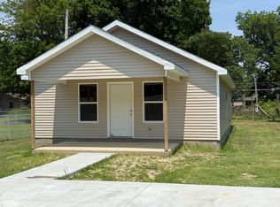 704 N Ozark Ave, Trumann, AR 72472