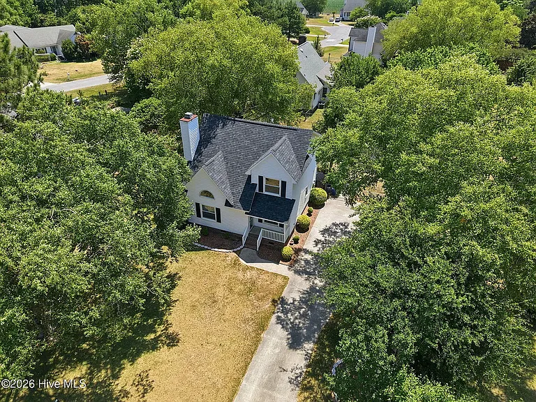 2117 Canyon Dr — Photo 9