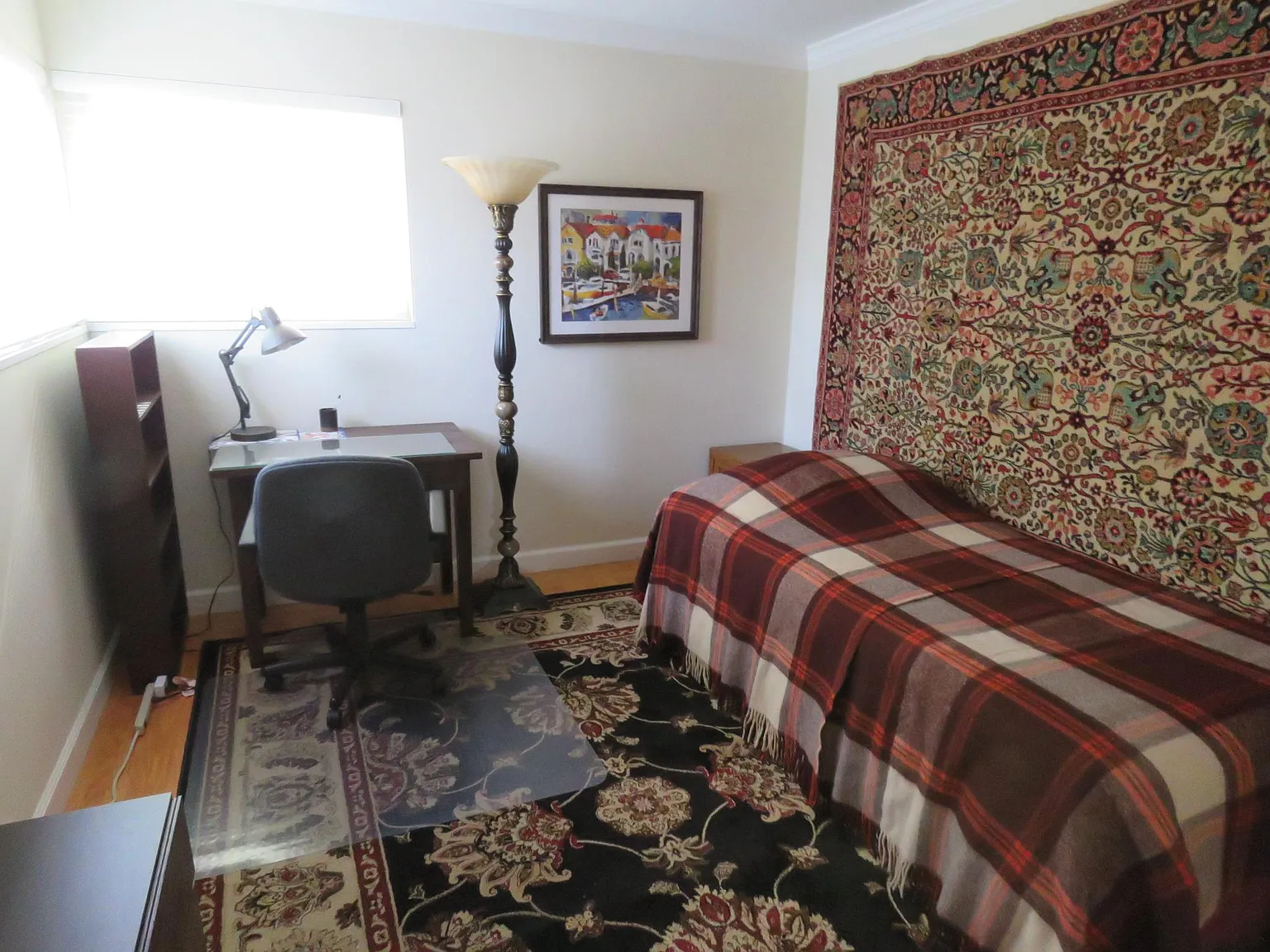 131 Hawthorne Ave — Photo 4