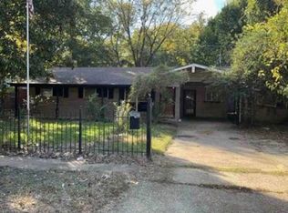 2534 Mecom Dr, Shreveport, LA 71104