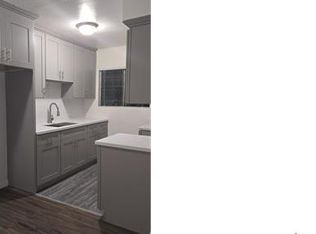 923 W 68th St #5, Los Angeles, CA 90044