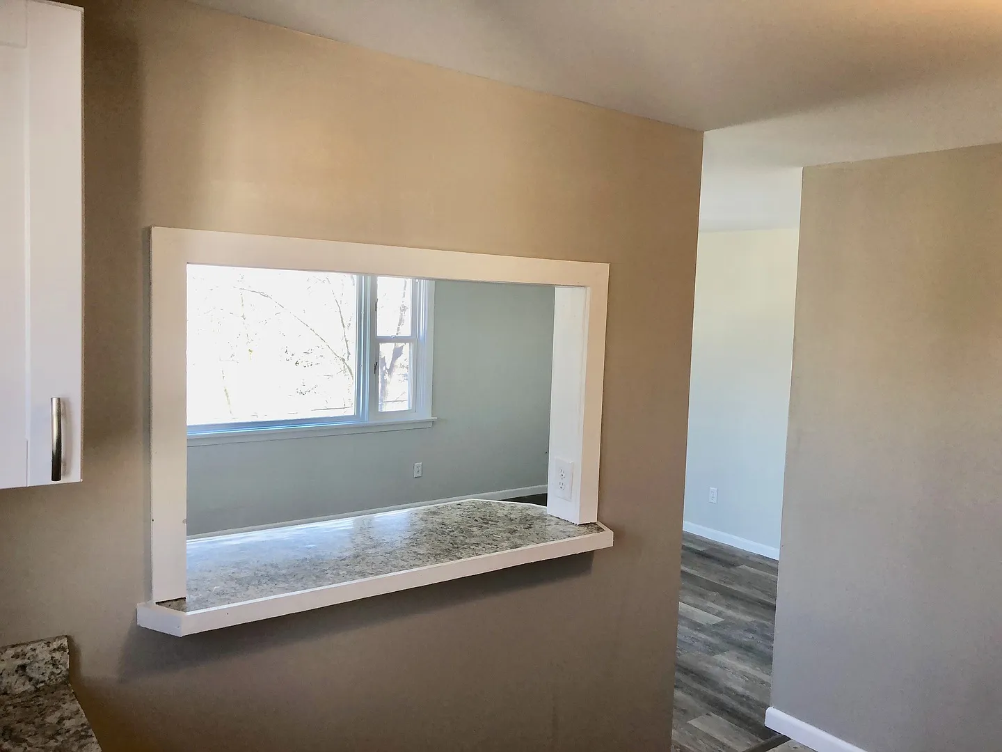878 Culver Rd — Photo 4