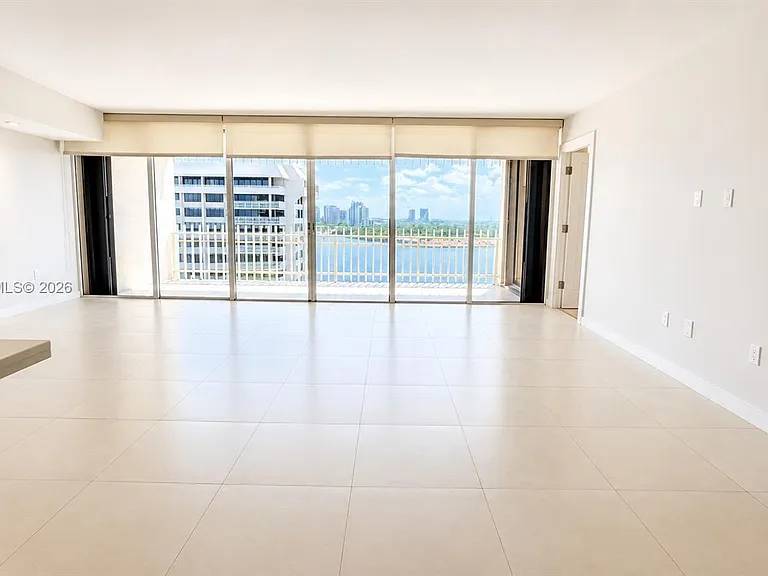 2 Grove Isle Dr #B1706 — Photo 4