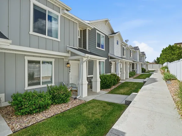 2806 N Fighting Falcon St, Layton, UT 84040