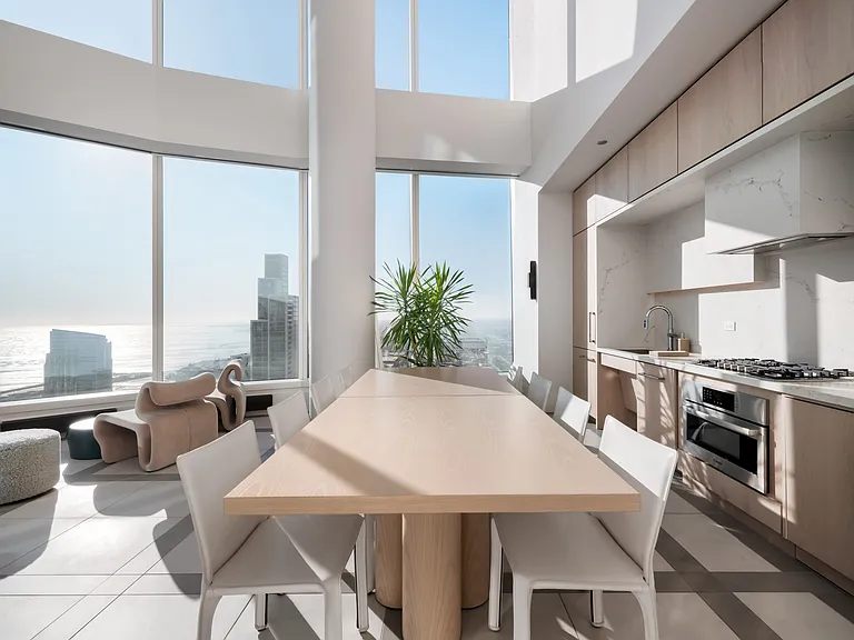 1000M Apartments — Photo 38