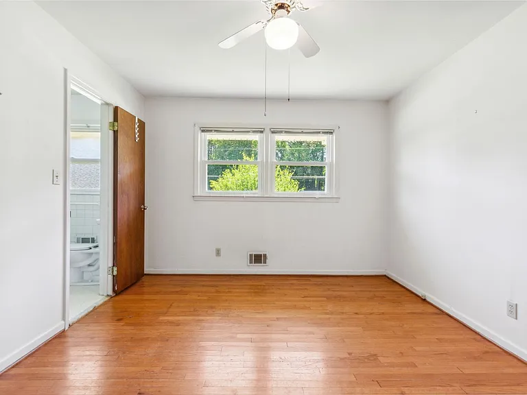 1876 Cameo Ct — Photo 13